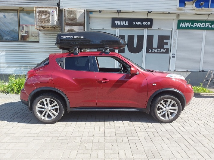 Nissan Juke с автобоксом Terra Drive 440 черн глян