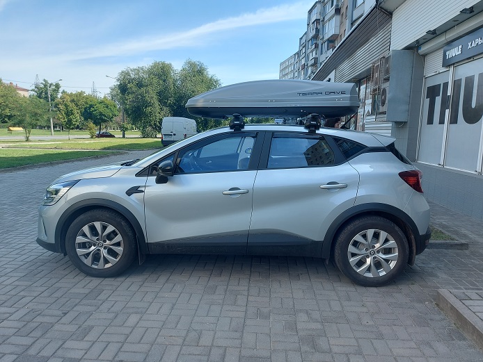 Renault Kaptur с автобоксом Terra Drive 480 серый