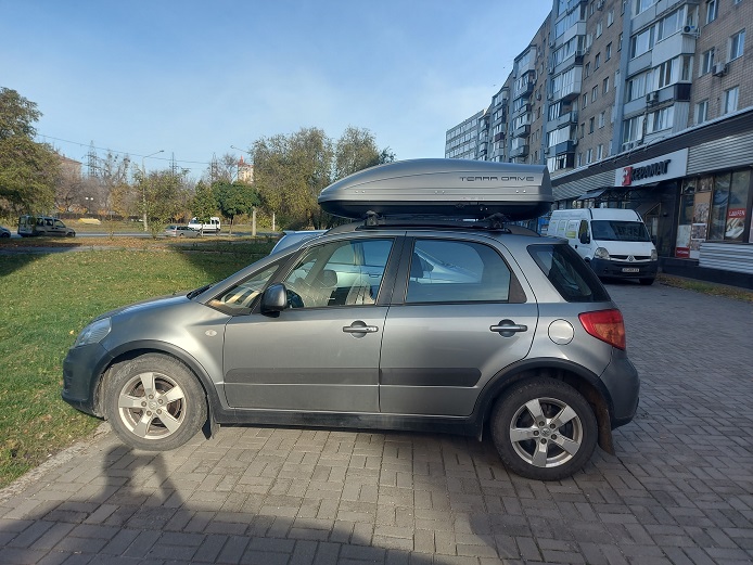 Suzuki SX4 с автобоксом Terra Drive 440 silver